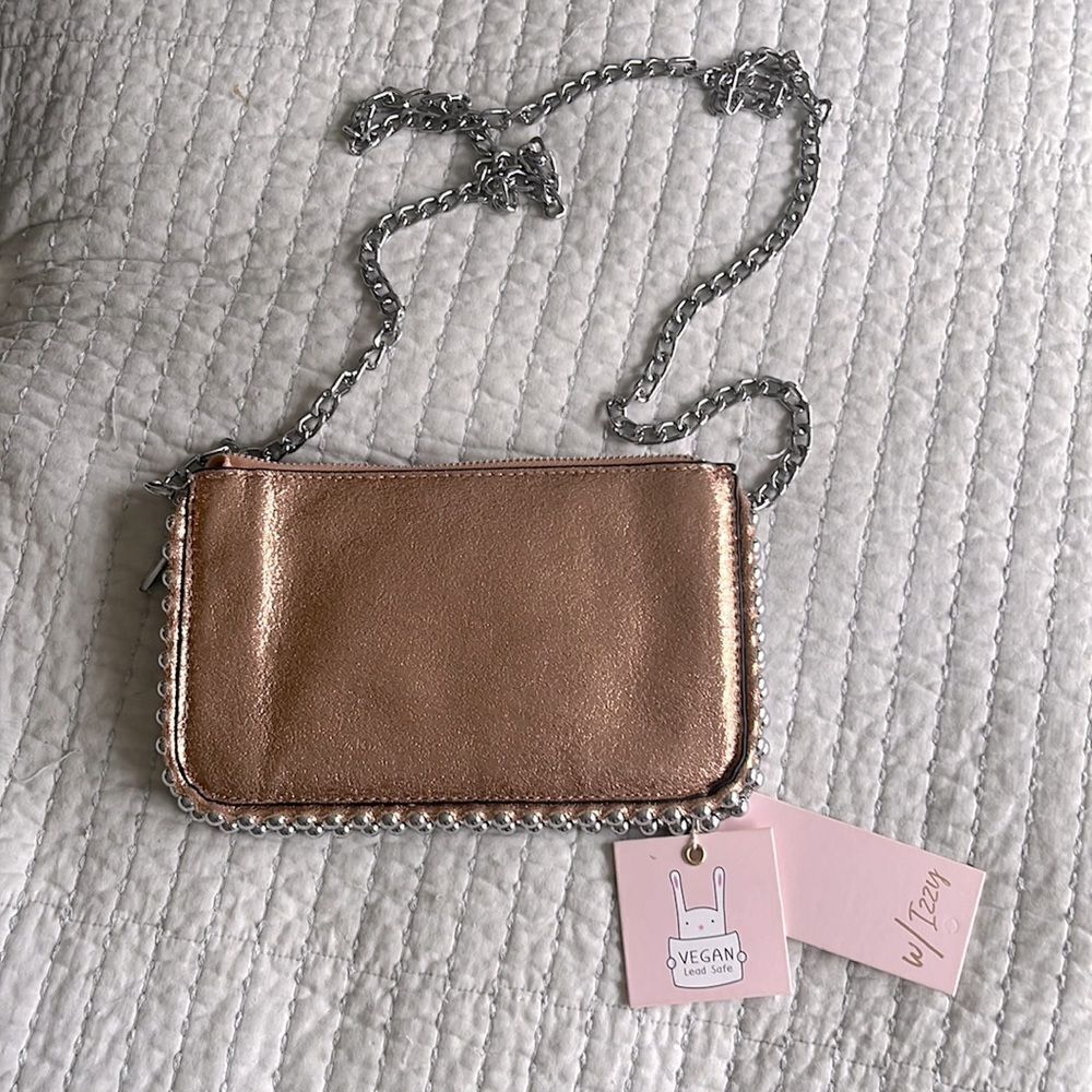 NWT w/ Izzy Vegan Crossbody Clutch - Picture 4 of 7